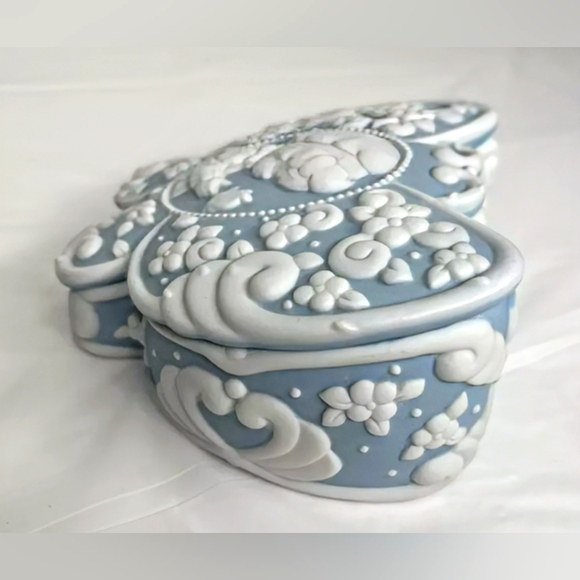 Vintage 1996, Precious Moments/Enesco, Blue Butterfly, Trinket Box - Picture 6 of 13